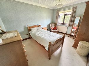 Bedroom- click for photo gallery